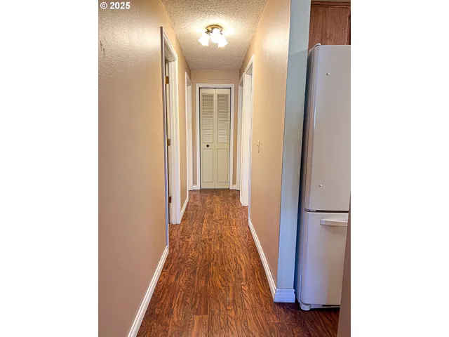 $275,000 | 1225 East B Street, Fossil, OR 97830