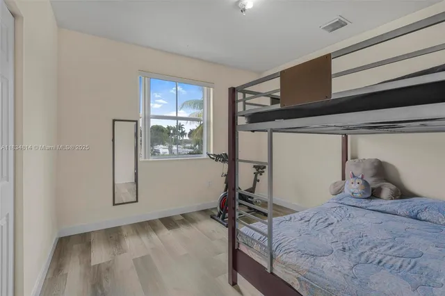 $2,300 | 755 East Mowry Court, Homestead, FL 33030