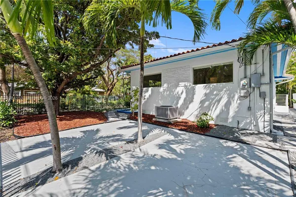 $13,500 | 1345 Southwest 14th Avenue, Miami, FL 33145