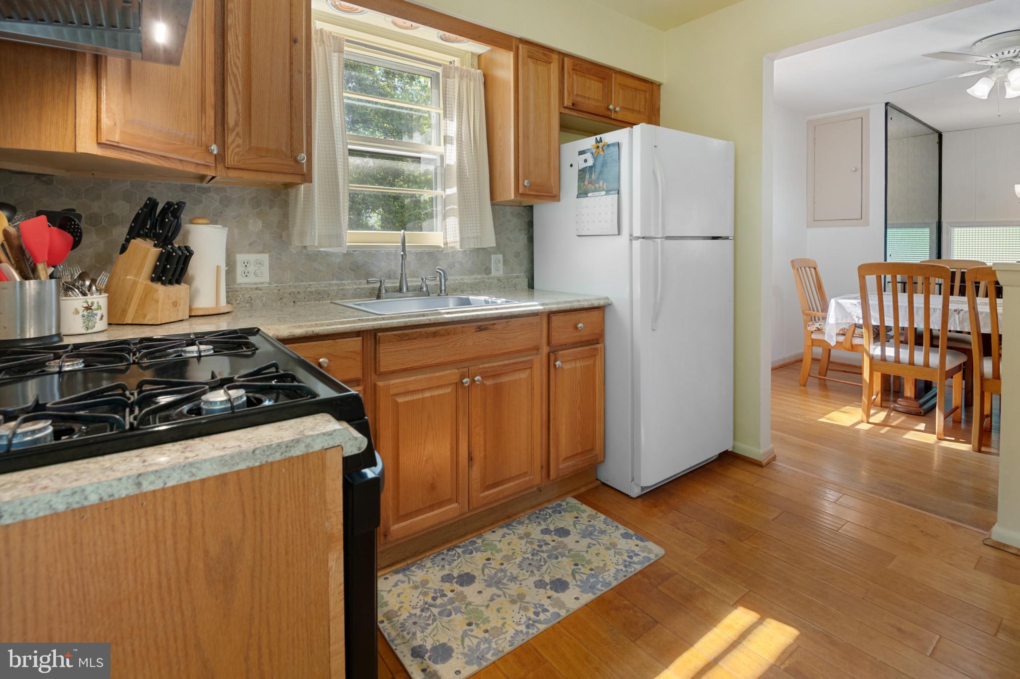 6220 Quebec Place Berwyn Heights, MD 20740 - Photo 13 of 44 Kitchen
