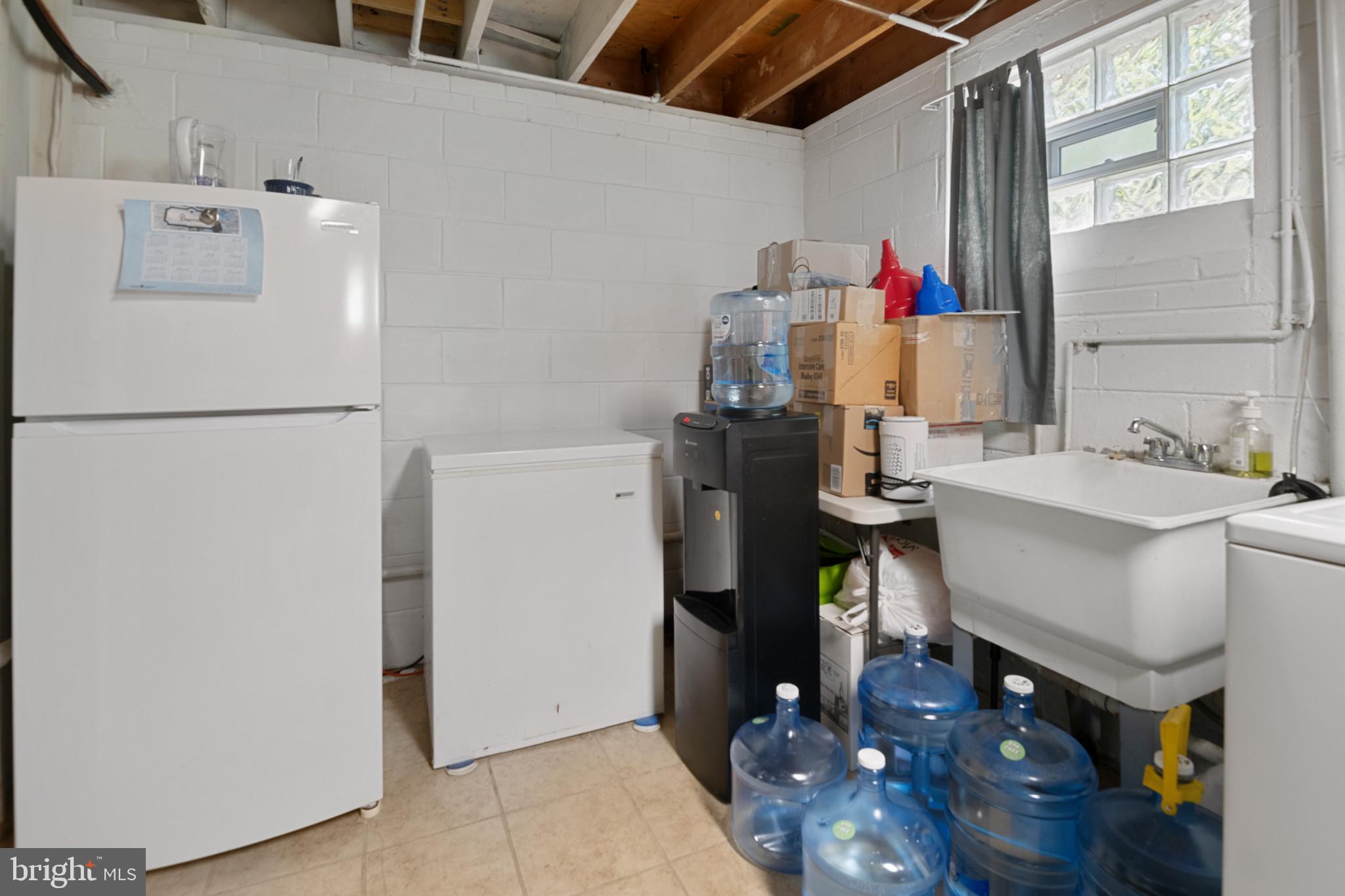 6220 Quebec Place Berwyn Heights, MD 20740 - Photo 31 of 44 Laundry