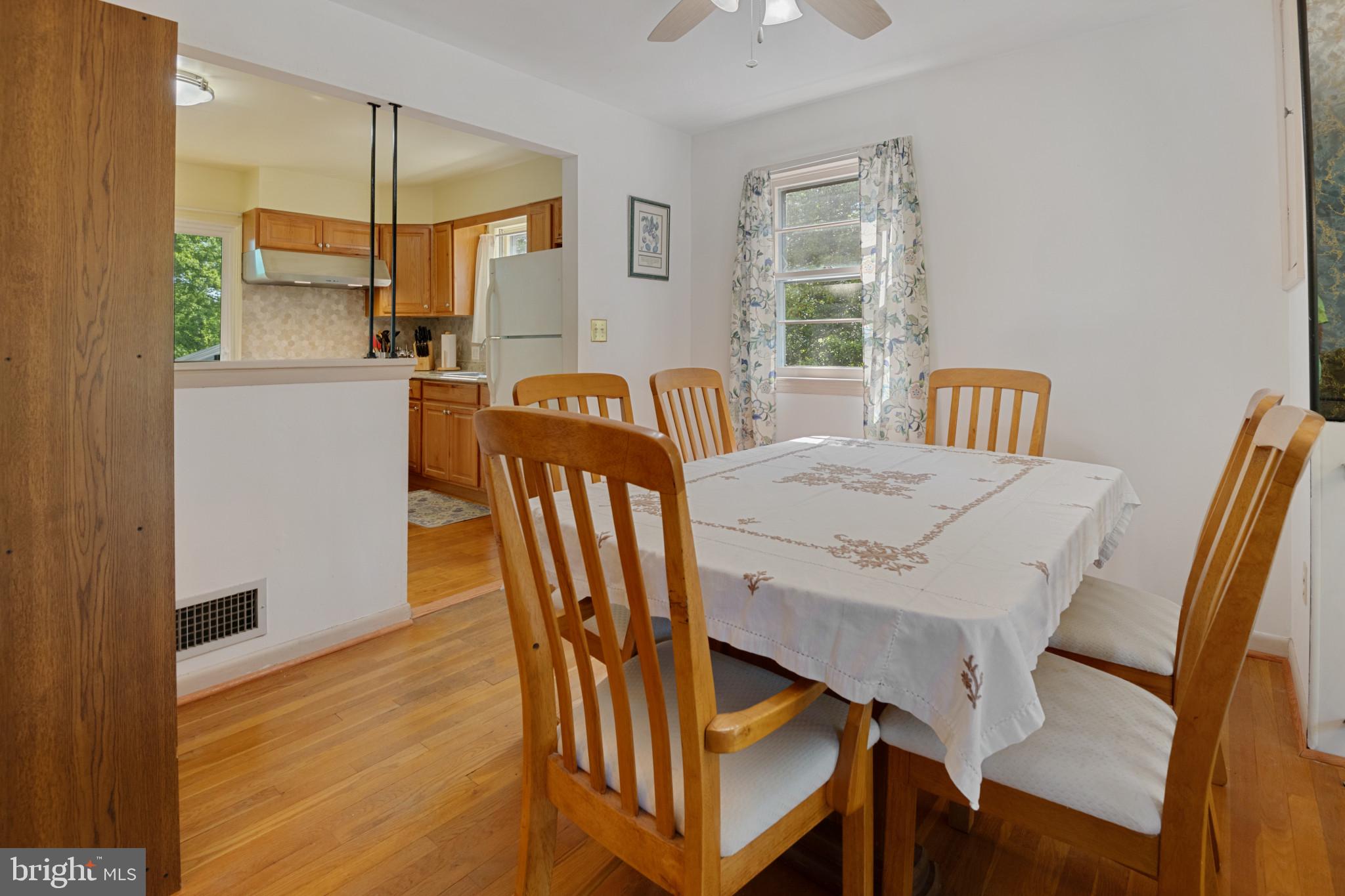 6220 Quebec Place Berwyn Heights, MD 20740 - Photo 10 of 44 Dining Room