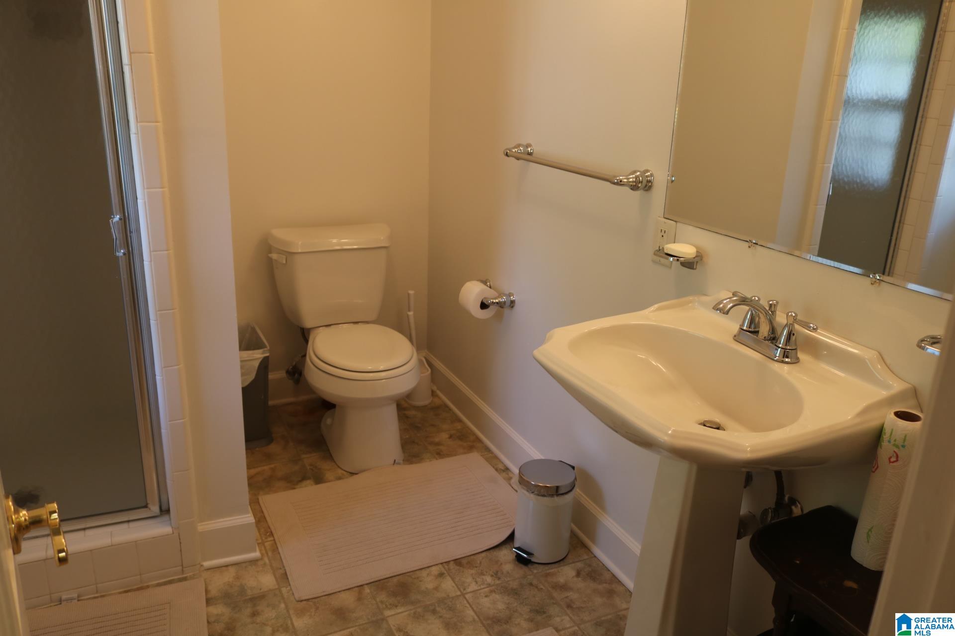 112 Woodland Road Bessemer, AL 35020 - Photo 28 of 52