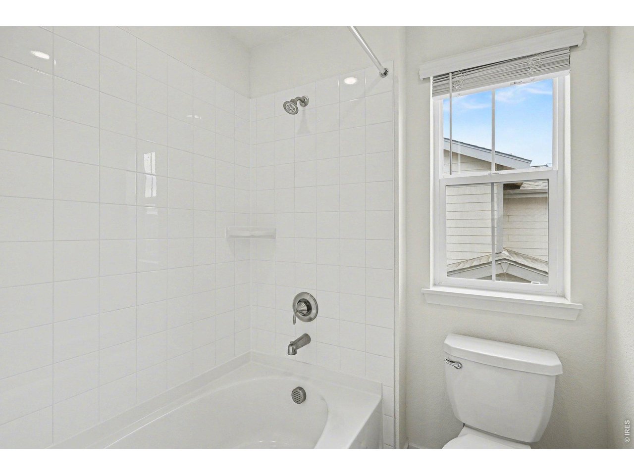 5258 Inland Avenue Firestone, CO 80504 - Photo 31 of 44 Bathroom 2 - Full Bath