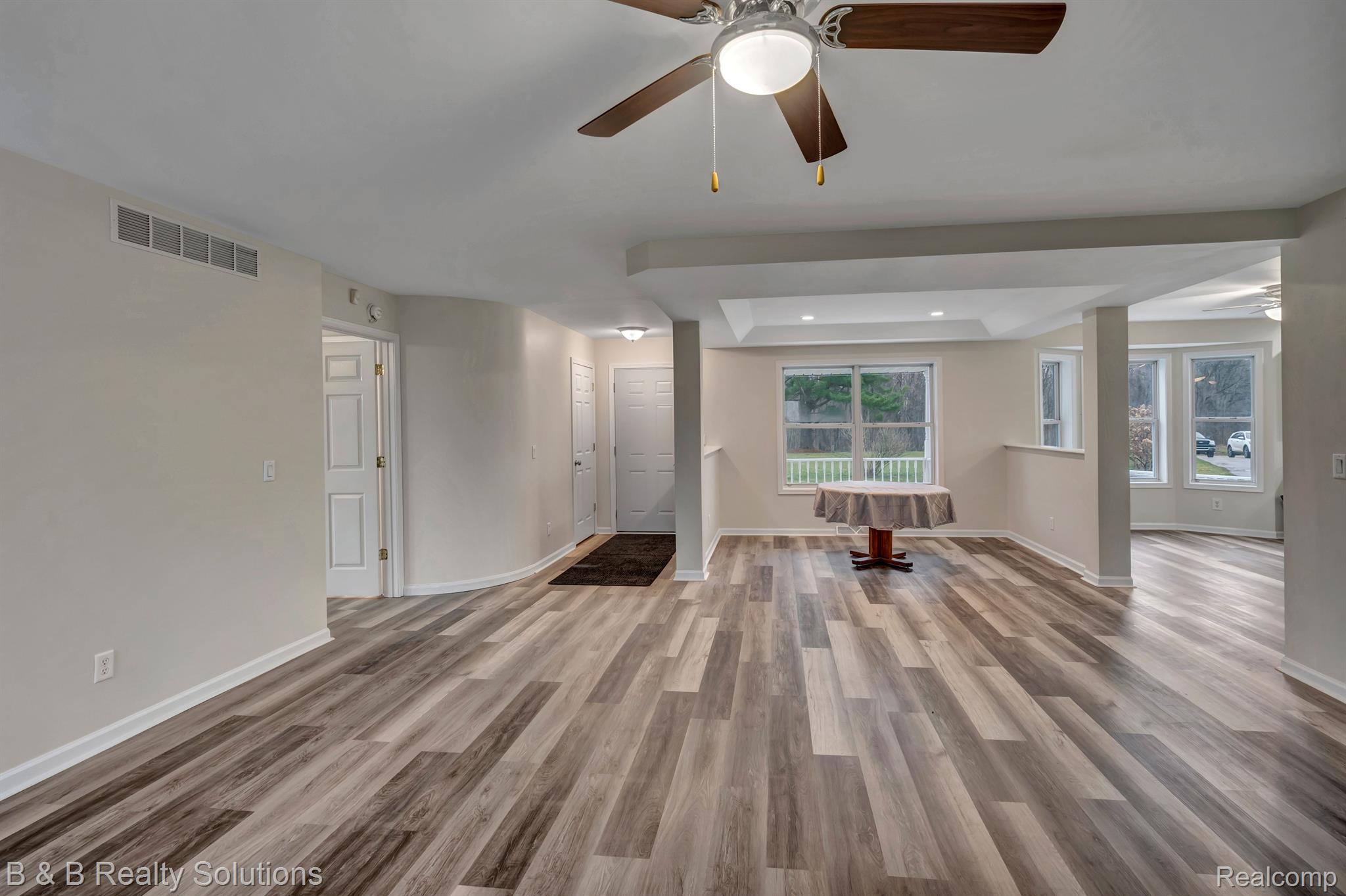 2391 Dodds Road North Branch, MI 48461 - Photo 7 of 38
