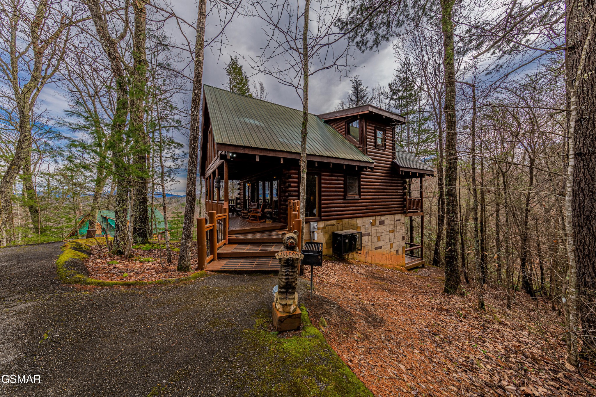 4303 Locke Ridge Way Sevierville, TN 37876 - Photo 1 of 31 Gallery Image 1