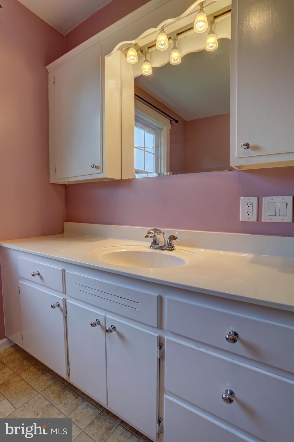 202 Akron Road Ephrata, PA 17522 - Photo 32 of 44 Gallery Image 32
