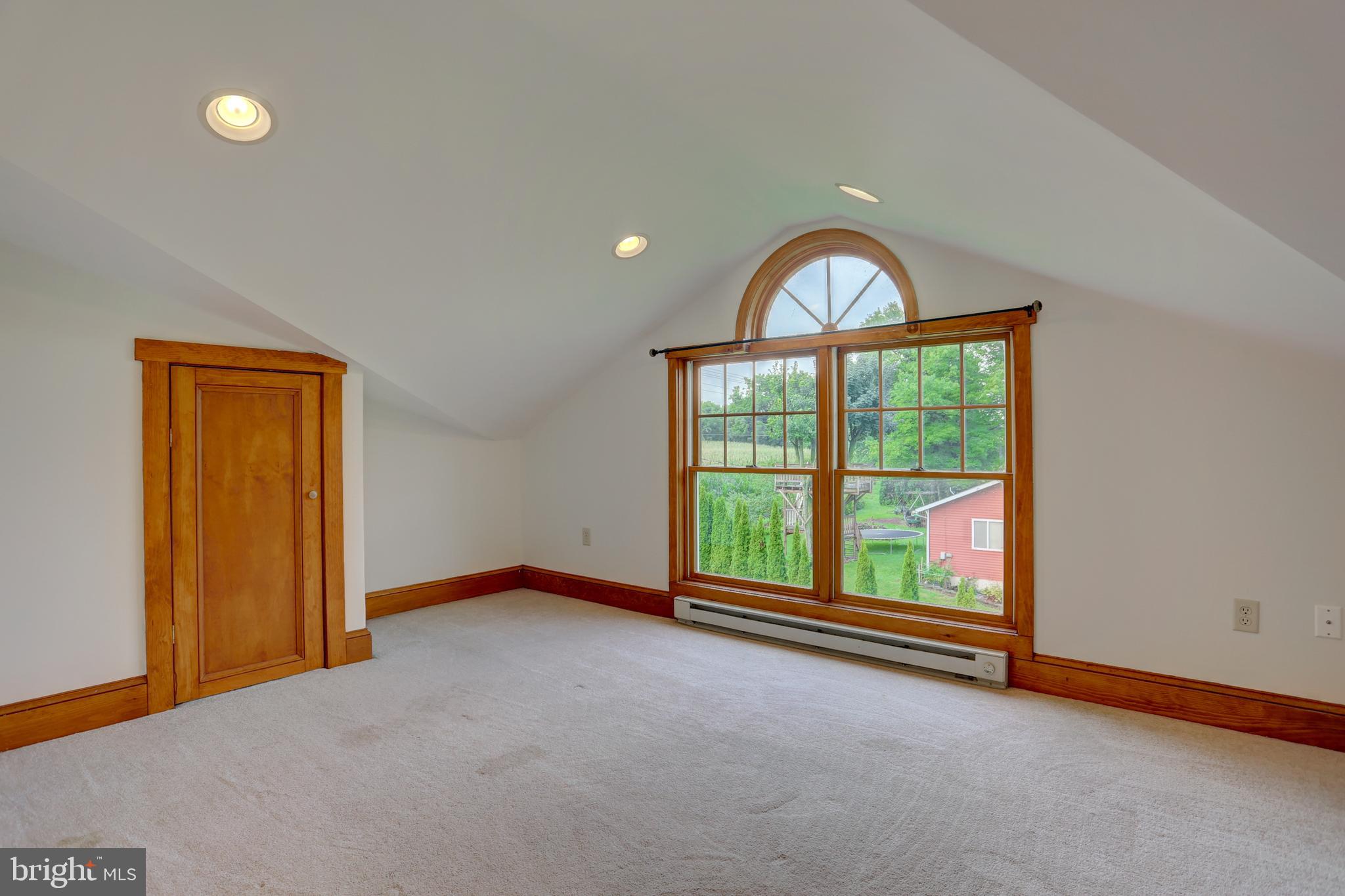 202 Akron Road Ephrata, PA 17522 - Photo 33 of 44 Gallery Image 33