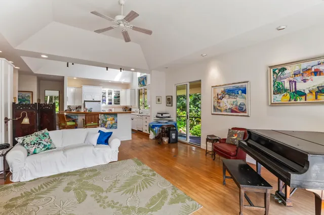 $1,900,000 | 6900 Hana Highway, Haiku, HI 96708