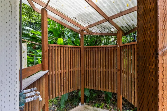 $1,900,000 | 6900 Hana Highway, Haiku, HI 96708