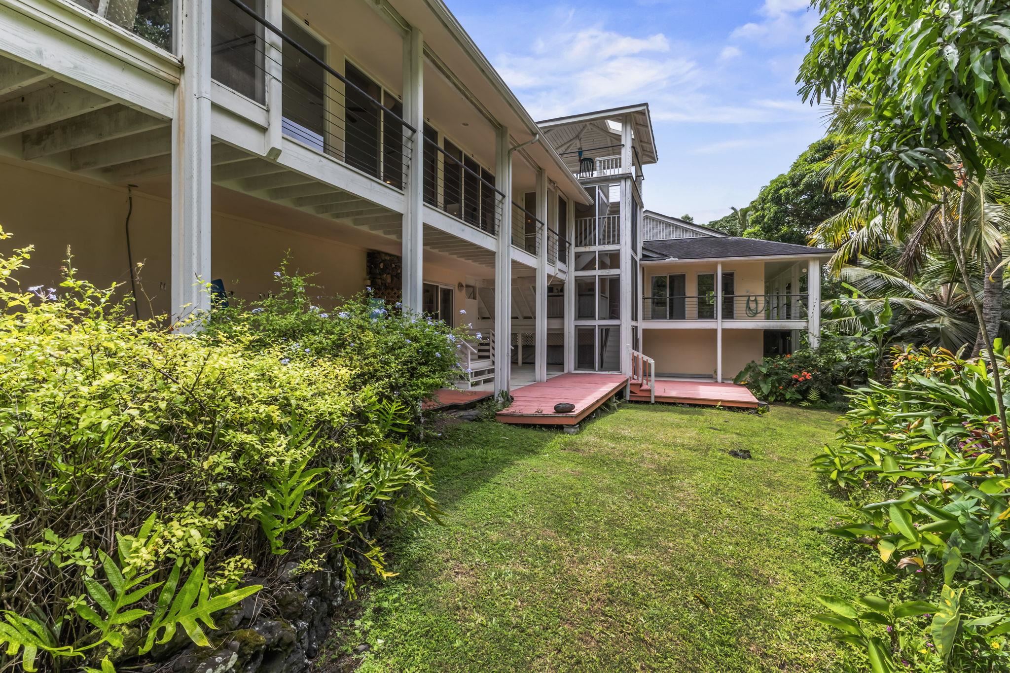 6900 Hana Highway Haiku, HI 96708 - Photo 28 of 50 MH Backyard Next to Stream