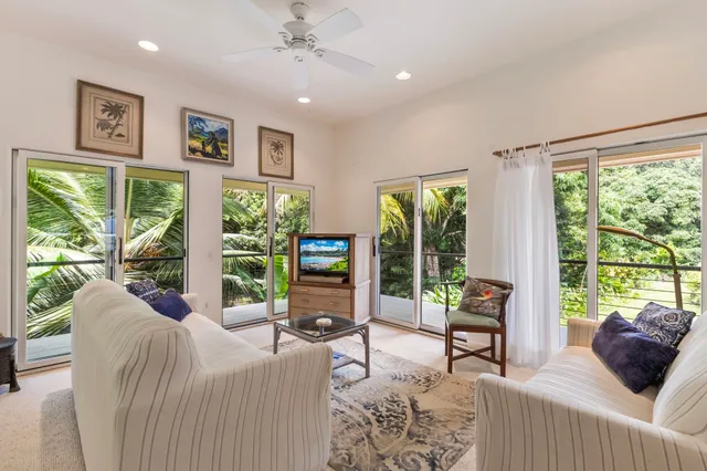 $1,900,000 | 6900 Hana Highway, Haiku, HI 96708