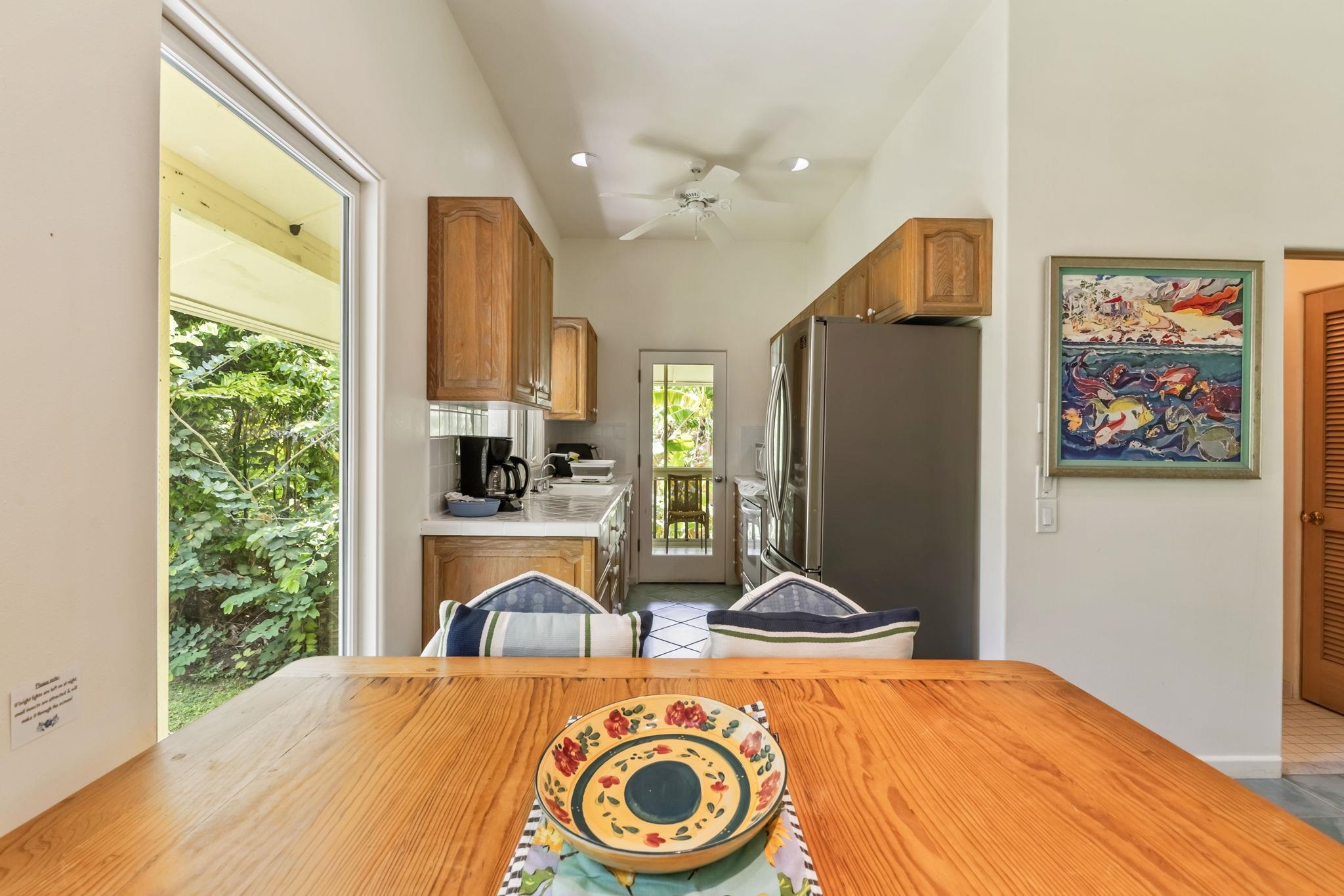 6900 Hana Highway Haiku, HI 96708 - Photo 41 of 50 Ohana Kitchen and Dining Area