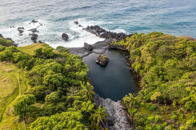 $1,900,000 | 6900 Hana Highway, Haiku, HI 96708