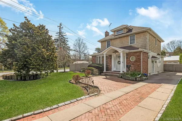 $749,888 | 1018 Cottage Place, Baldwin, NY 11510