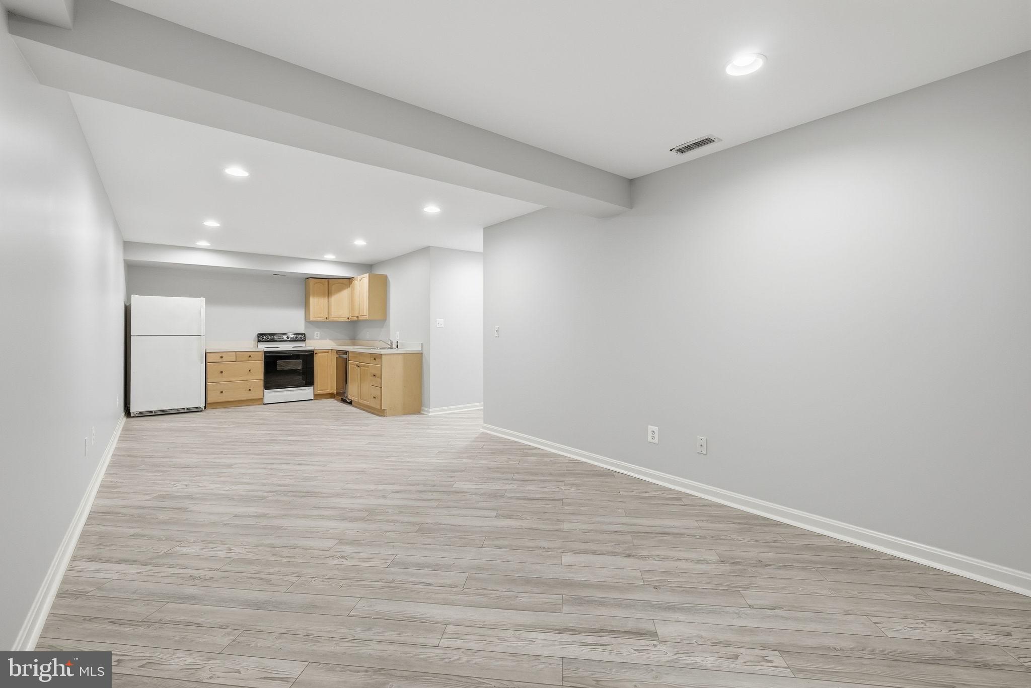 12402 Brown Fox Way Reston, VA 20191 - Photo 44 of 52 a view of kitchen and kitchen
