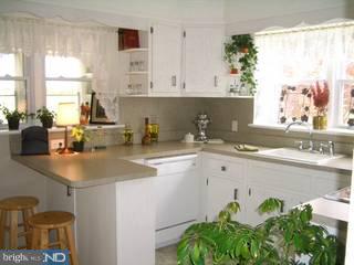 87 Ellis Woods Road Pottstown, PA 19465 - Photo 3 of 6 Gallery Image 3