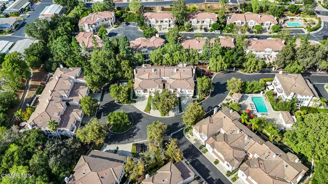 $895,000 | 1047 Mountain Oak Place, Newbury Park, CA 91320