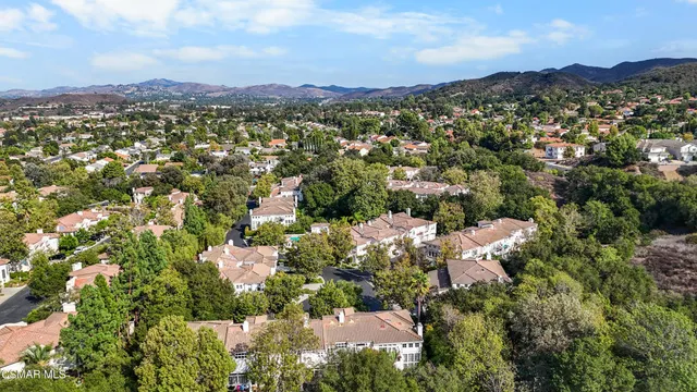 $895,000 | 1047 Mountain Oak Place, Newbury Park, CA 91320