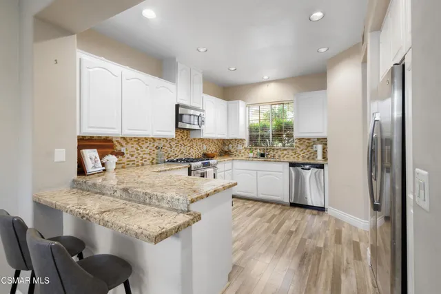 $895,000 | 1047 Mountain Oak Place, Newbury Park, CA 91320