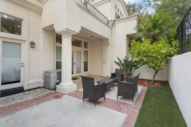 $895,000 | 1047 Mountain Oak Place, Newbury Park, CA 91320