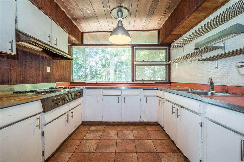 116 Indian Hills Road Kittanning, PA 16201 - Photo 8 of 25 Gallery Image 8