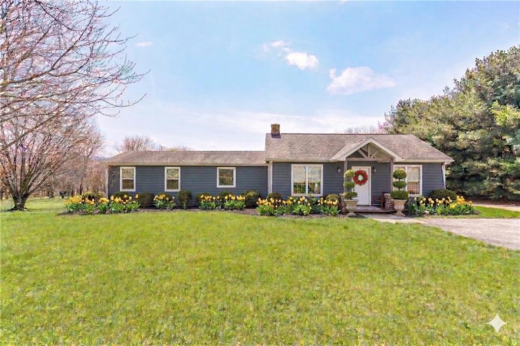 Welcome to 2149 Kingview Rd [Virtual Landscaping}