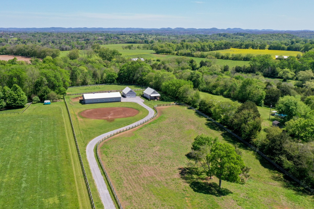 2091 Cairo Road Gallatin, TN 37066 - Photo 3 of 48 Gallery Image 3