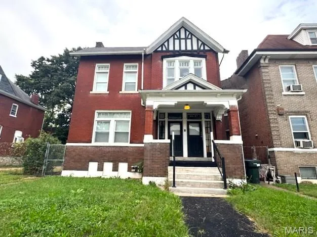 $174,900 | 3858 Greer Avenue, St. Louis, MO 63107