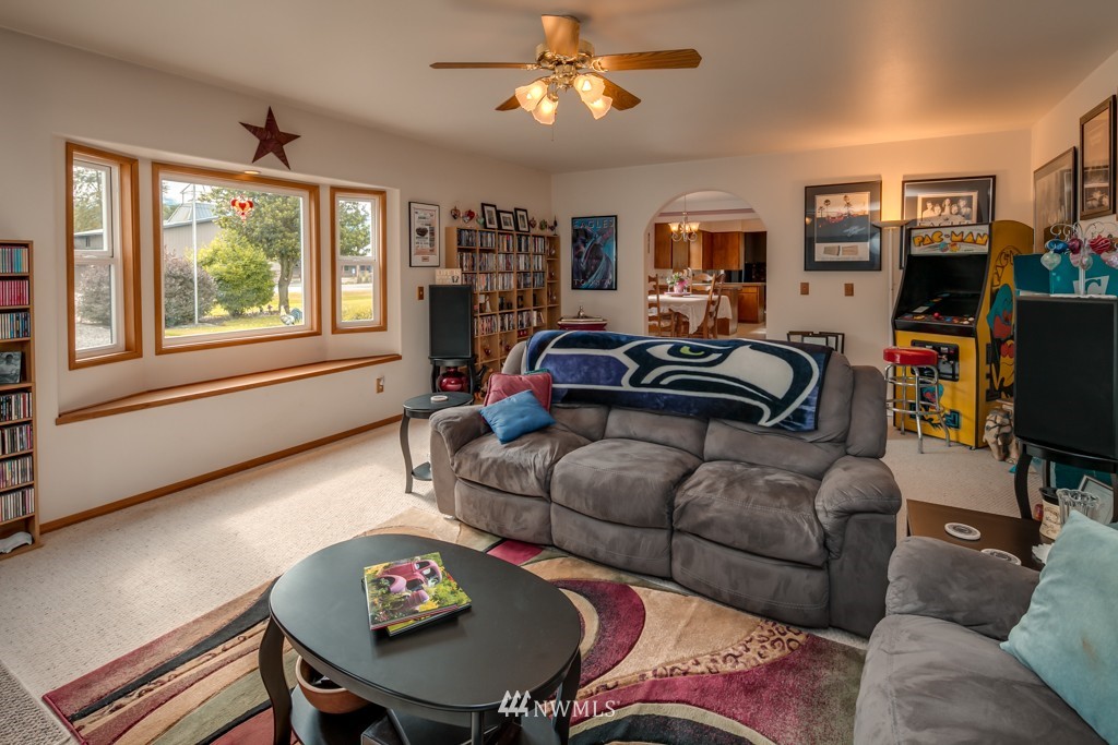 907 Nooksack Road Everson, WA 98276 - Photo 10 of 25