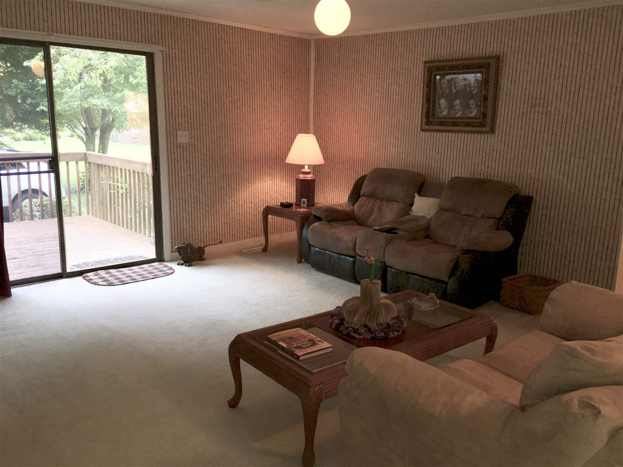 2122 Barbour Road Smithfield, NC 27577 - Photo 13 of 25 Family Room