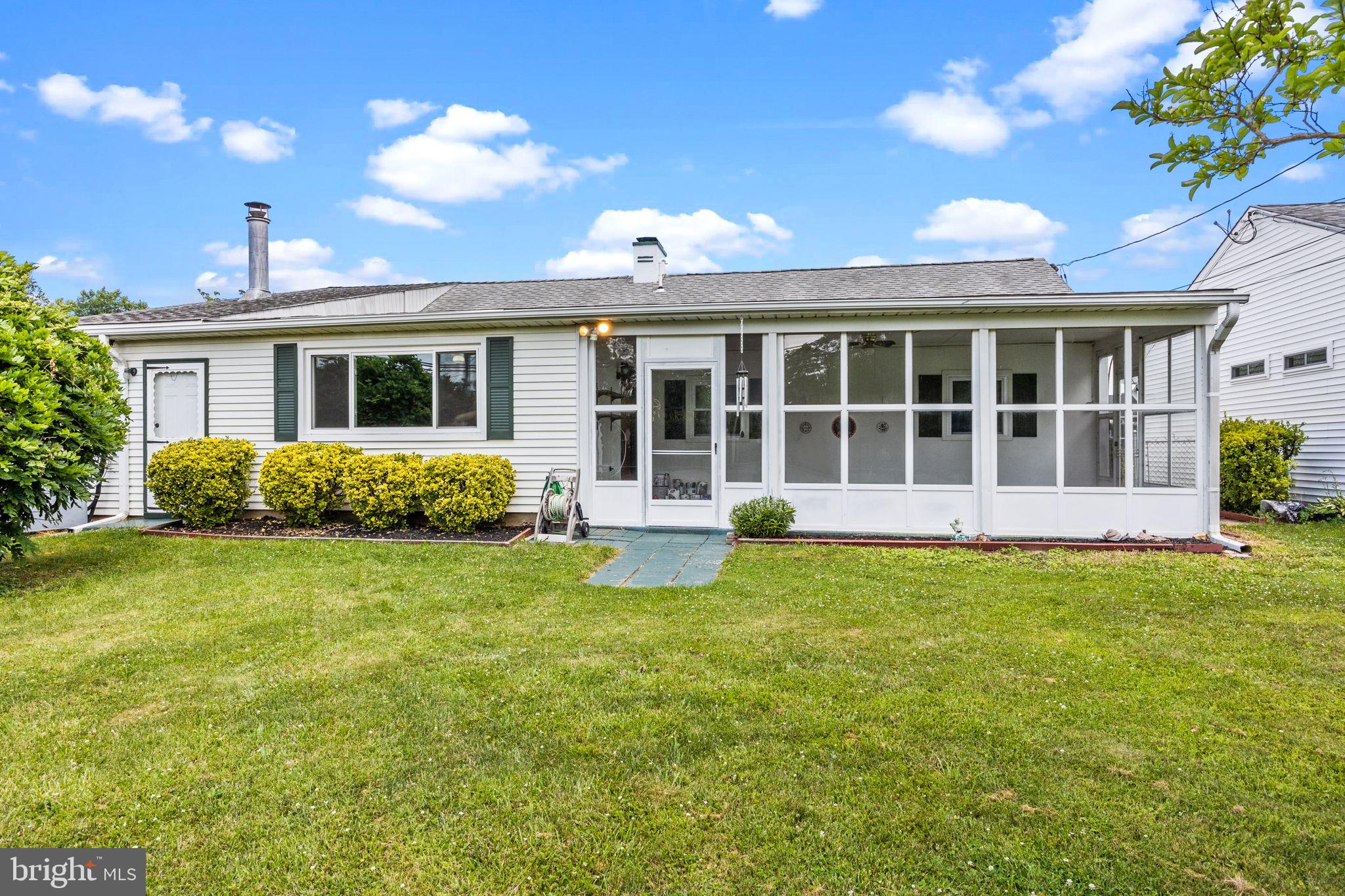 289 Cardiff Road Fairless Hills, PA 19030 - Photo 21 of 25