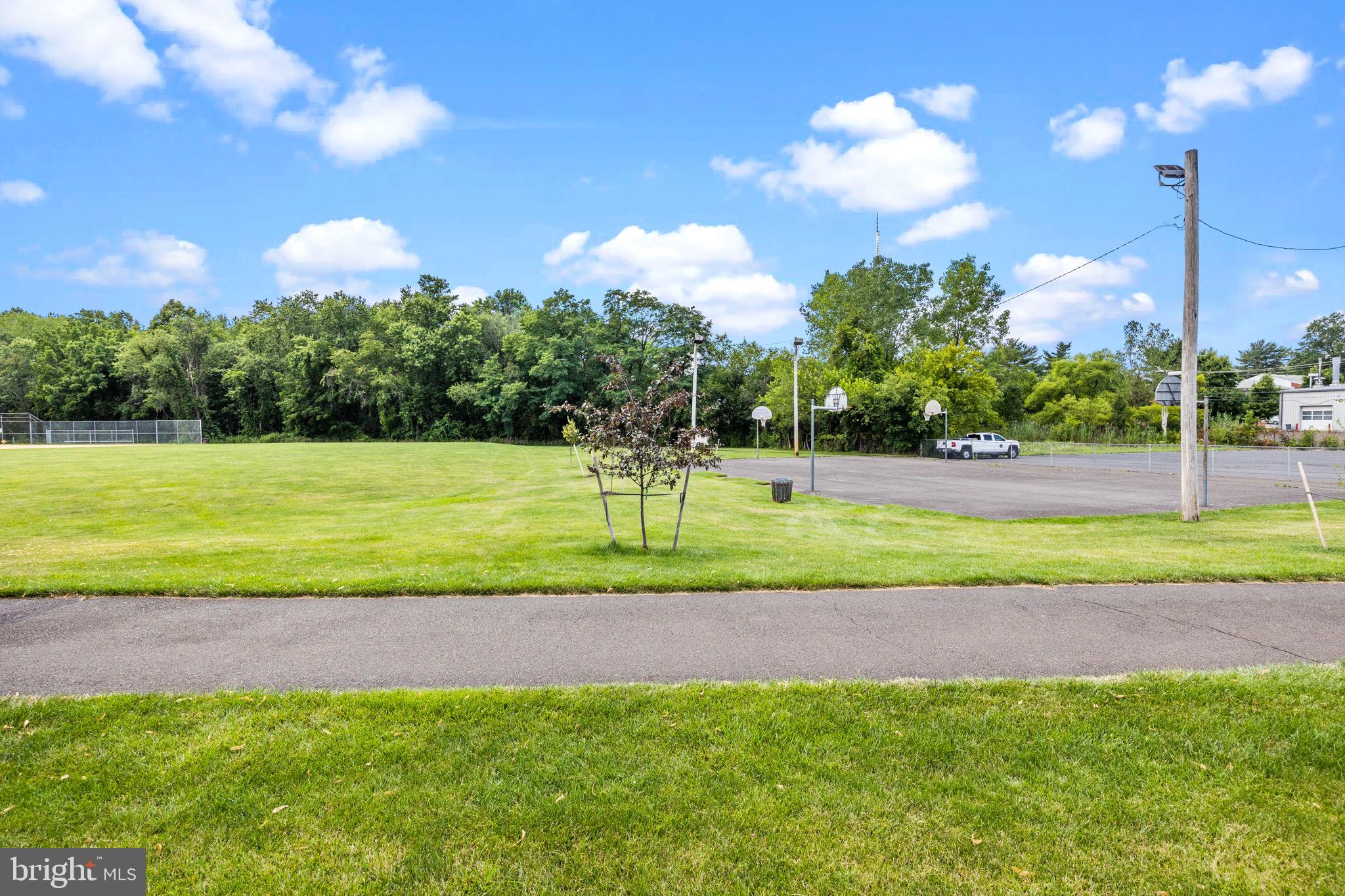 289 Cardiff Road Fairless Hills, PA 19030 - Photo 23 of 25