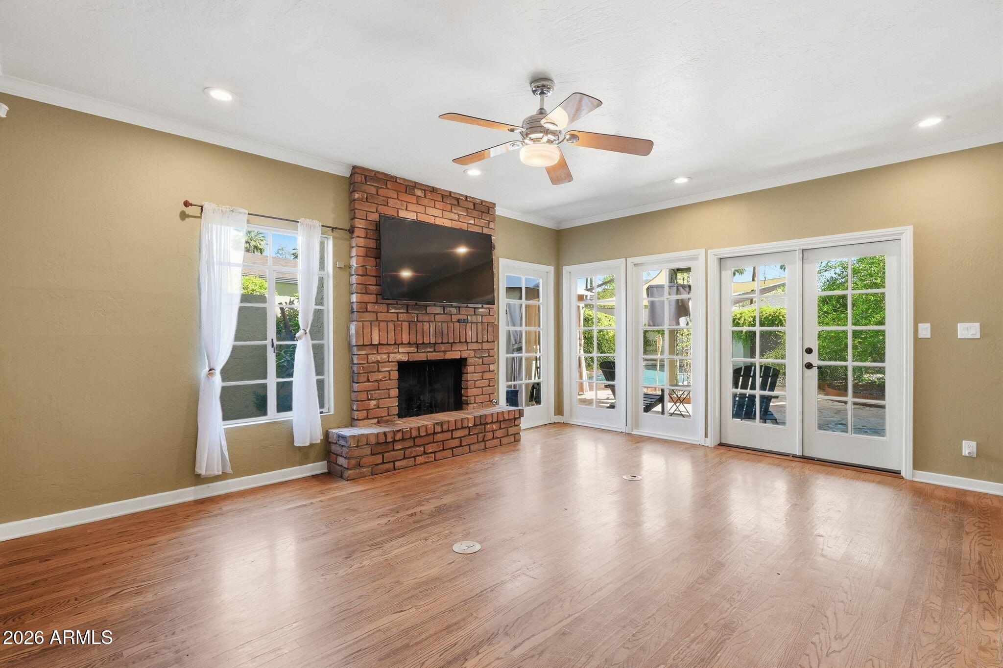 1238 West Coronado Road Phoenix, AZ 85007 - Photo 14 of 35 Fireplace