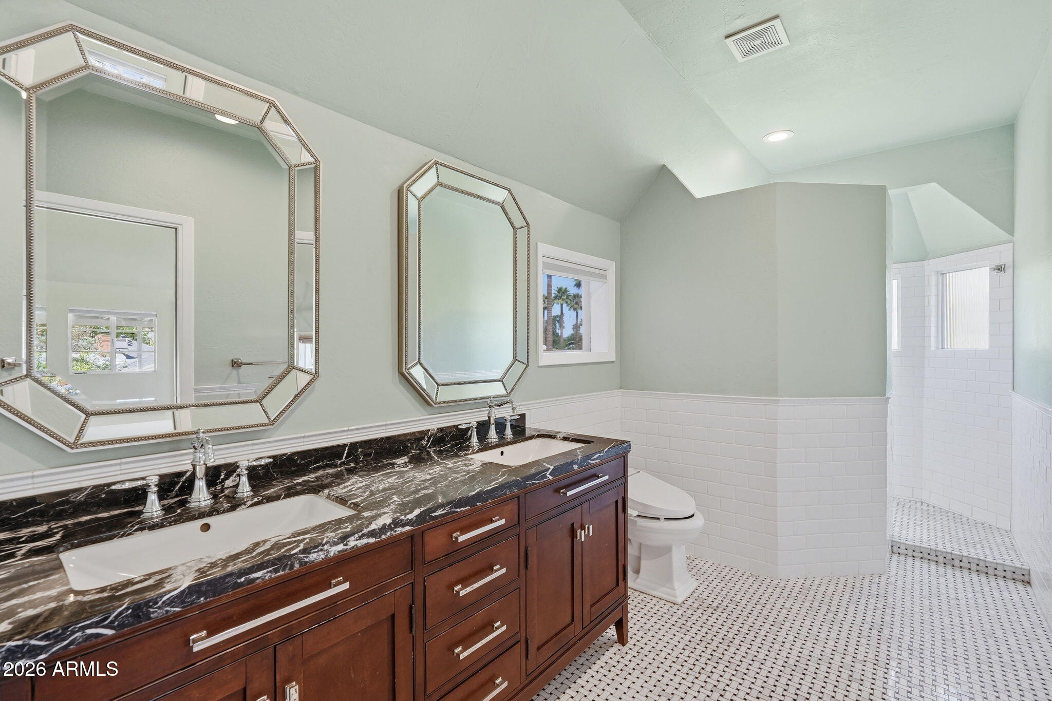 1238 West Coronado Road Phoenix, AZ 85007 - Photo 22 of 35 Bathroom 3