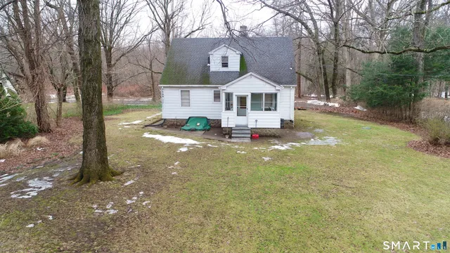 $300,000 | 28 Barker Terrace, Wolcott, CT 06716