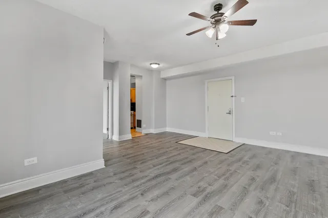 $1,727 | 4520 North Clarendon Avenue, Unit 502, Chicago, IL 60640