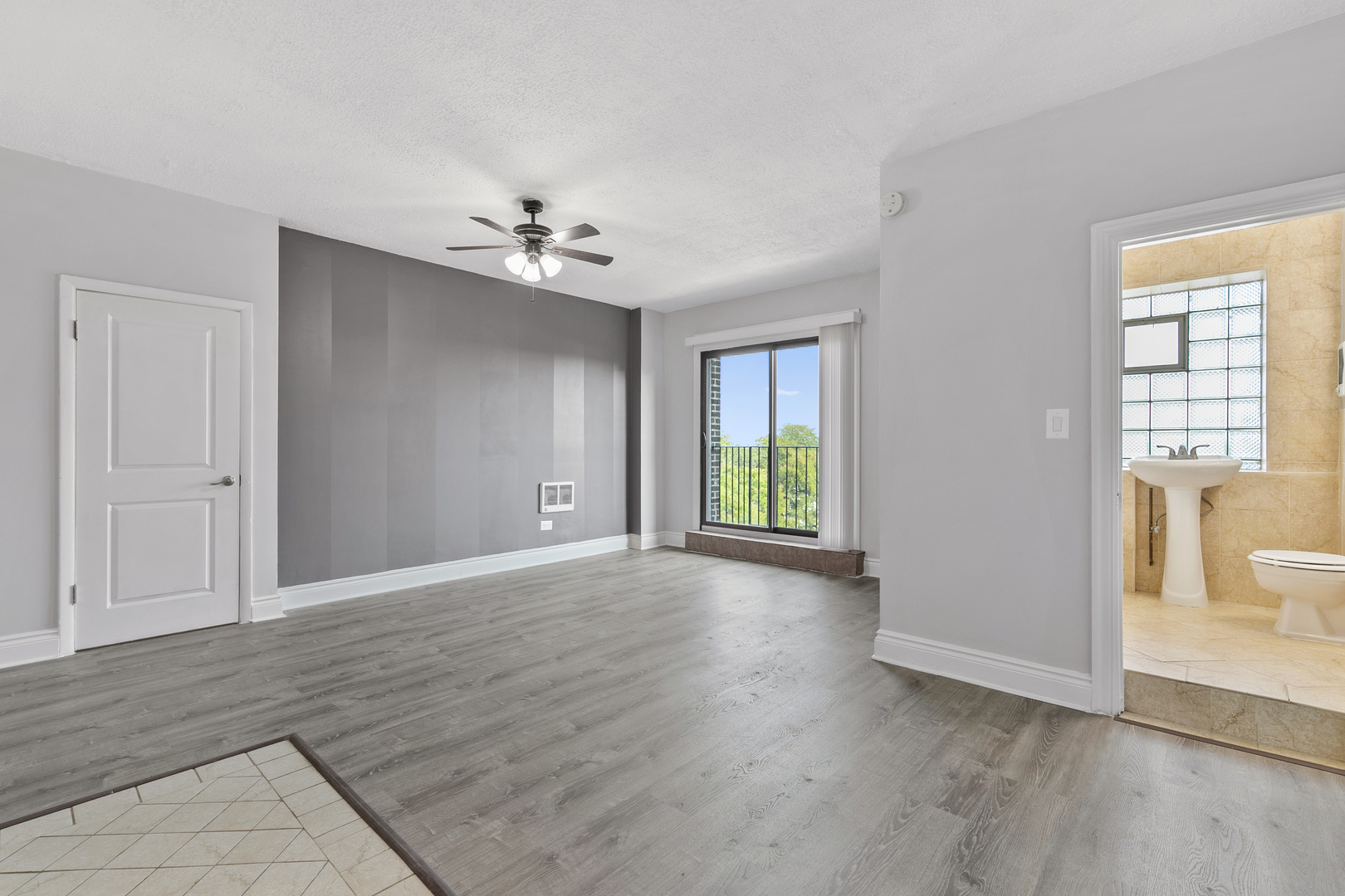 4520 North Clarendon Avenue, Unit 502 Chicago, IL 60640 - Photo 5 of 19