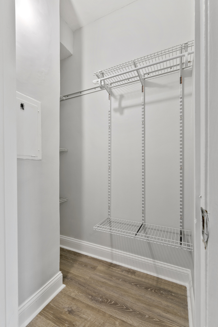 4520 North Clarendon Avenue, Unit 502 Chicago, IL 60640 - Photo 9 of 19