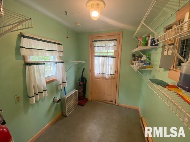 1072 Creal Springs Road Creal Springs, IL 62922 - Photo 34 of 34 Gallery Image 34