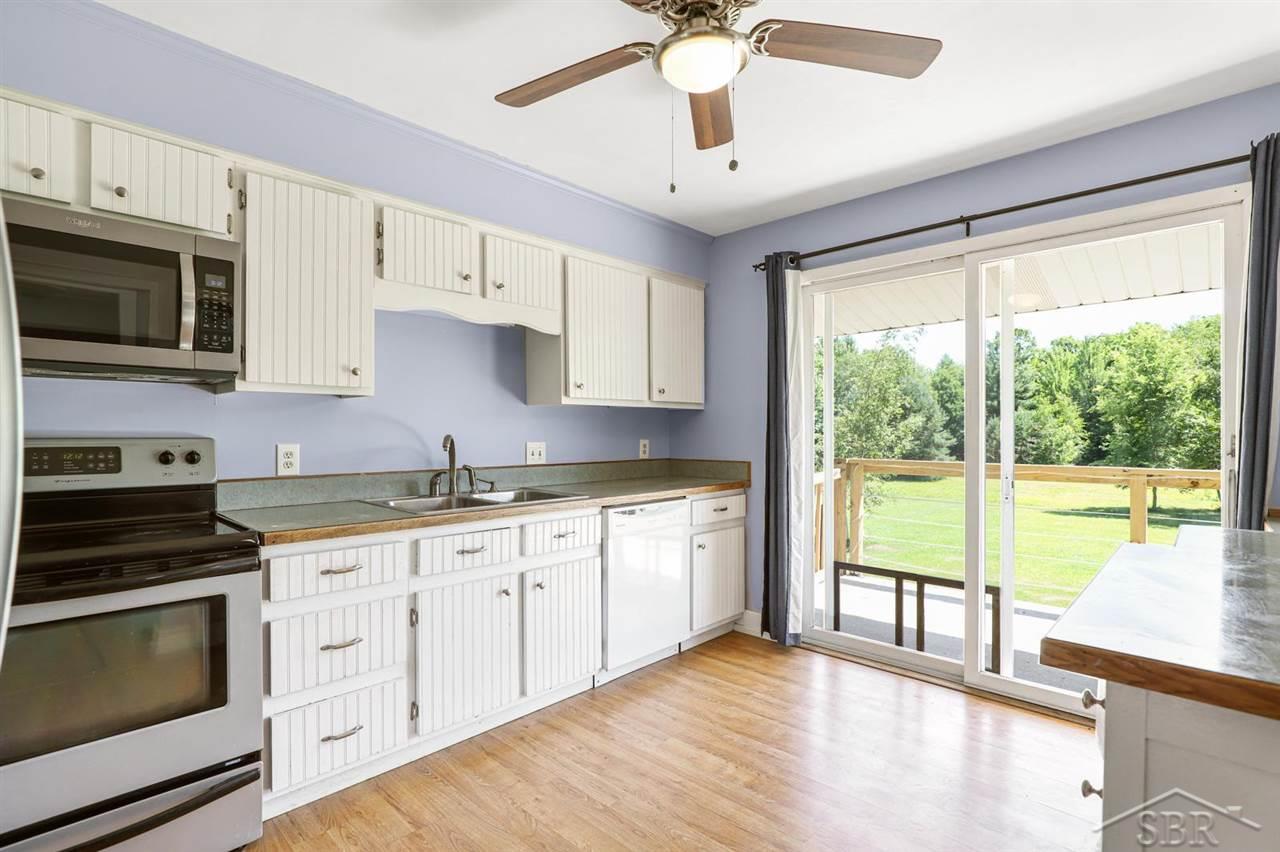 1255 South Raucholz Road Hemlock, MI 48626 - Photo 15 of 71 50046150-14.JPG