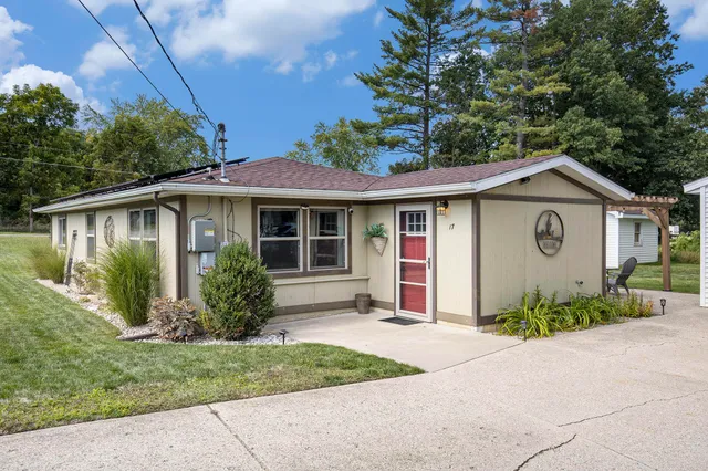 $257,000 | 17 Warbler, Sparta, MI 49345
