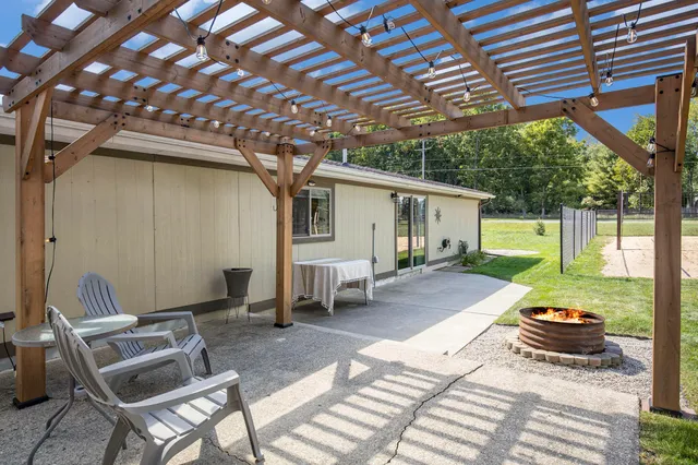 $257,000 | 17 Warbler, Sparta, MI 49345