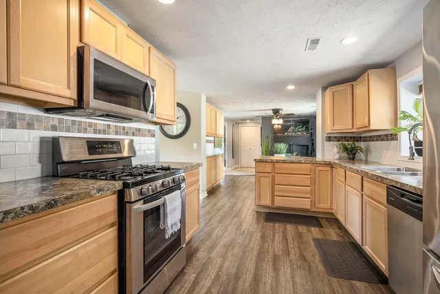 $257,000 | 17 Warbler, Sparta, MI 49345