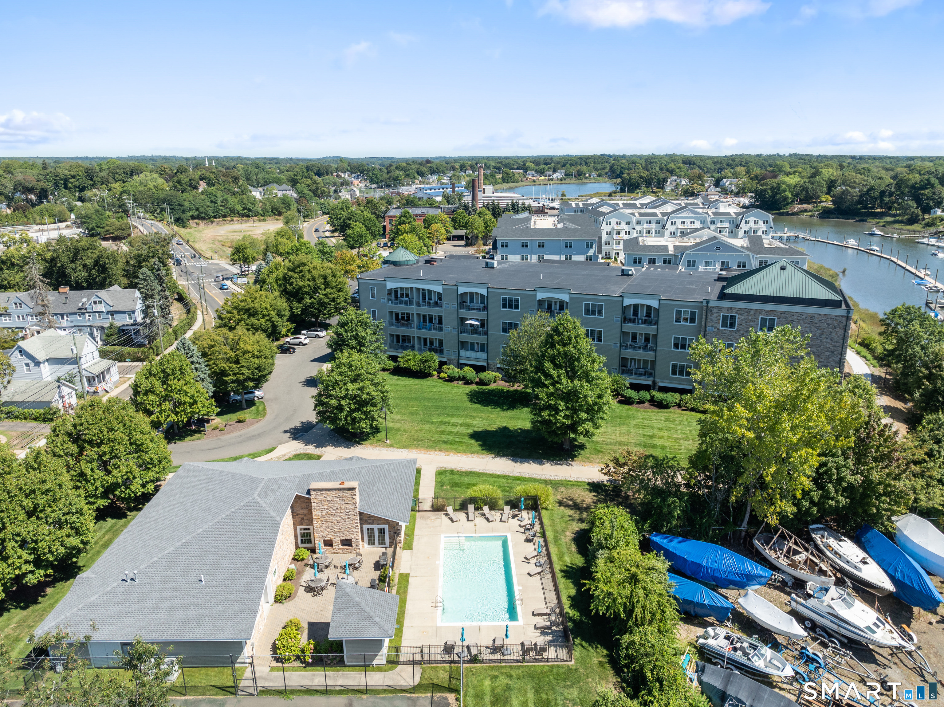 60 Maple Street, Unit 32 Branford, CT 06405 - Photo 30 of 32