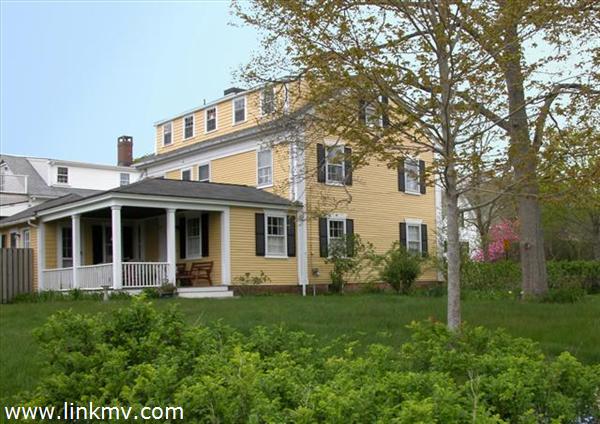 113 South Water Street Edgartown, MA 02539 - Photo 25 of 28 side view from Dunham