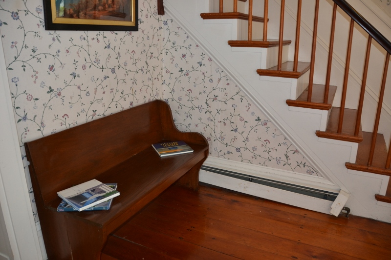 113 South Water Street Edgartown, MA 02539 - Photo 8 of 28 entry foyer