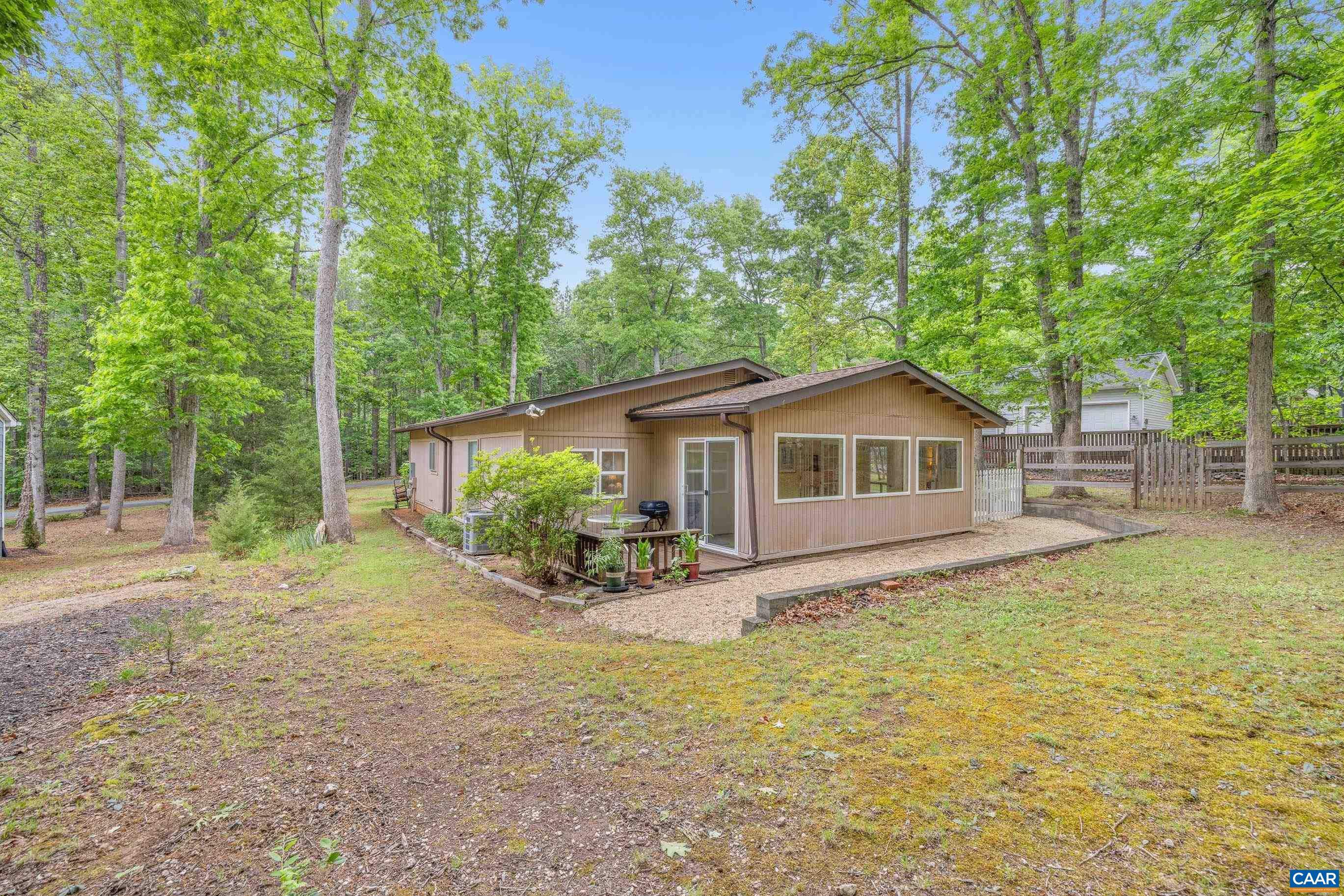 9 Glen Burnie Road Palmyra, VA 22963 - Photo 9 of 45