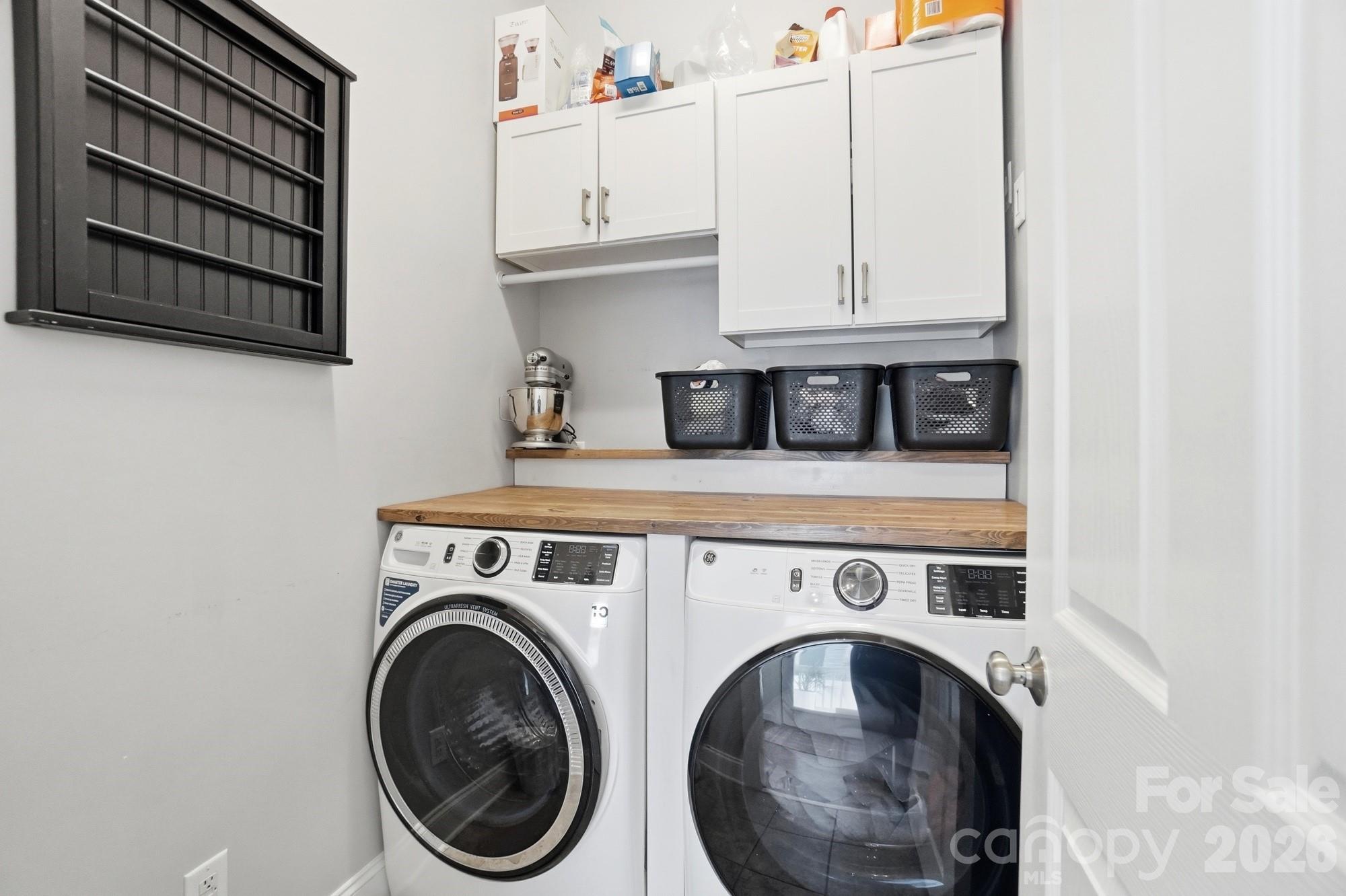 4333 Birkshire Heights Fort Mill, SC 29708 - Photo 24 of 48 a utility room with dryer and washer