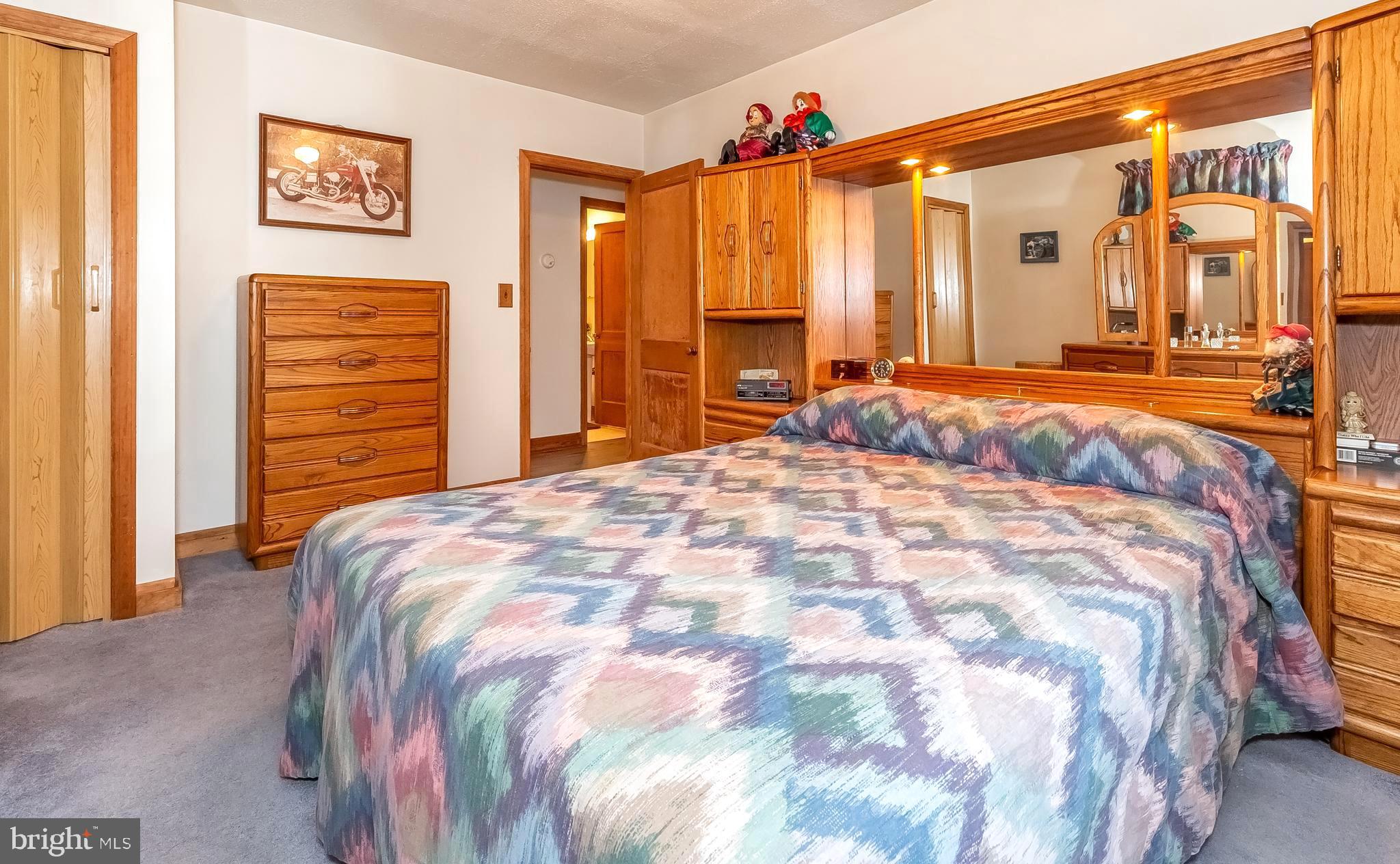 306 Sassafras Road Baltimore, MD 21221 - Photo 15 of 37 MASTER BDRM (MAIN FLOOR)